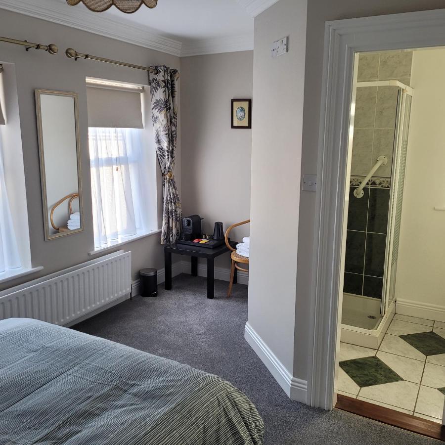 Dun Maeve Guesthouse Уестпорт Екстериор снимка